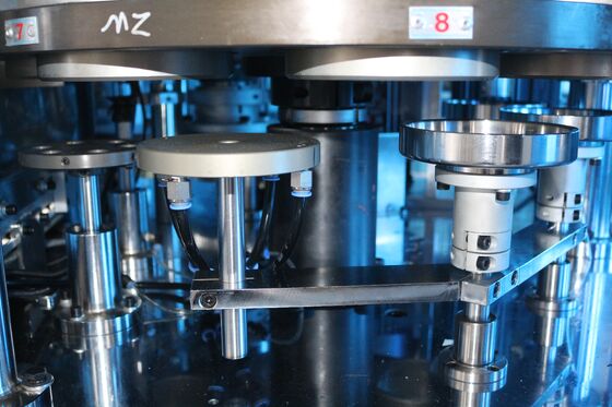 High Efficiency Disposable Paper Coffee Cup Making Machine With Photoelectric Tracking